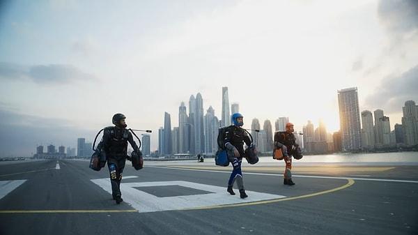 Şirket tarafından yapılan açıklamaya göre, dünyanın ilk süper jet yarışması 28 Şubat tarihinde Dubai'de gerçekleşecek.