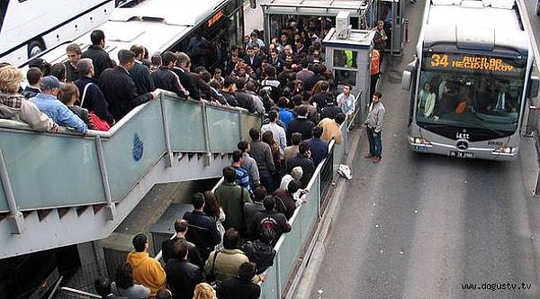 Açıklamada, Beşyol metrobüs durağı yerine alternatif olarak Sefaköy ve Florya metrobüs duraklarının kullanılması önerildi.