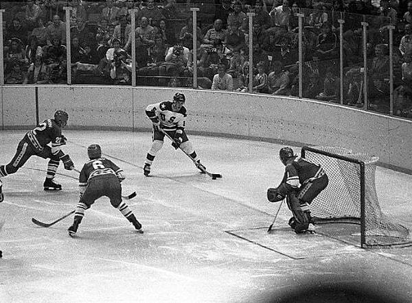 5. Ulusal spor takımınızın zaferini izlemek her zaman özel bir olaydır. Ancak 1980 Kış Olimpiyatlarında Amerika Birleşik Devletleri hokey takımı için bundan çok daha fazlası söz konusuydu.