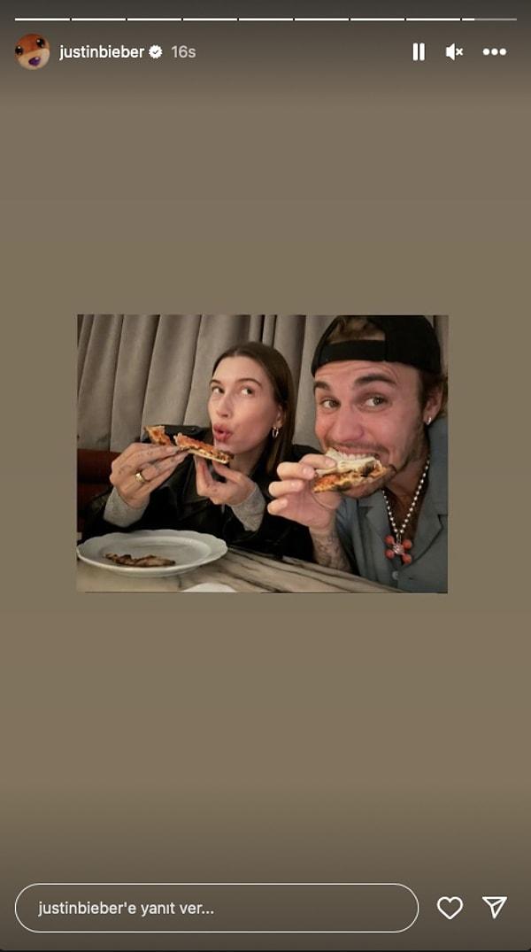 Hikayesinde Hailey Bieber ile pizza yerkenki fotoğraflarını paylaştı, buraya kadar her şey normal gözükebilir, ta ki Türk hayranlar tarafından fotoğraftakinin lahmacun olduğu düşünülene kadar...