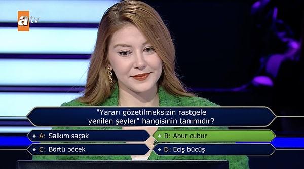 2018 ve 2019 yıllarında Türkiye zekâ oyunlarında finalist olma başarısı gösteren 22 yaşındaki yarışmacı 2 bin TL değerindeki ilk sorususunu başarıyla geçti.