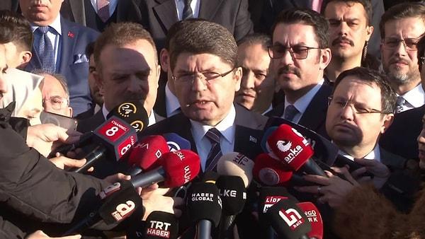 Polis kontrol noktasına düzenlenen saldırıya ilişkin açıklamalarda bulunan Adalet Bakanı Yılmaz Tunç, olayla ilgili 34 kişinin gözaltına alındığını söyledi.
