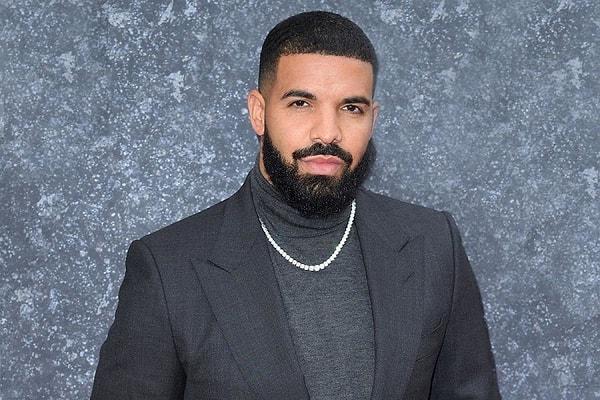Dünyaca ünlü şarkıcı Drake dünyanın dört bir yanından hayranı bulunan, her şarkısı ve albümüyle ortalığı yıkan isimlerden.