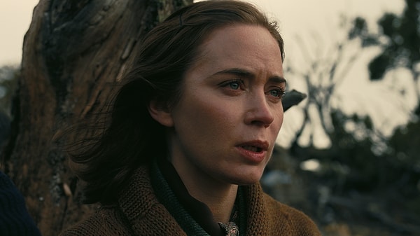 Emily Blunt, bu yıl Oppenheimer filmindeki performansıyla Oscar adaylığı kazanarak büyük bir başarıya imza attı ancak oyuncunun adaylığını alışılmadık bir şekilde öğrendiği ortaya çıktı.