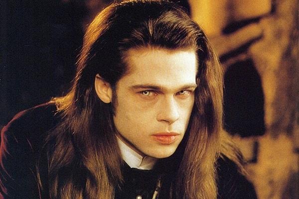 O zamanlar 60 yaşında olan Pitt, 1994'te "Vampirle Görüşme" ve "İhtiras Rüzgarları" gibi iki büyük filmde önemli roller üstlenmişti.