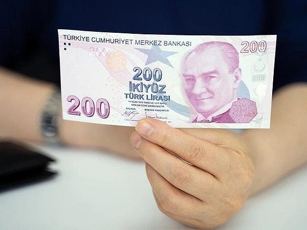 Cem Küçük, sosyal medya hesabından Hazine ve Maliye Bakanı Mehmet Şimşek’e çağrıda bulunarak, acilen 500 lira hatta 1000 lira yeni banknotların çıkarılması gerektiğini paylaştı.