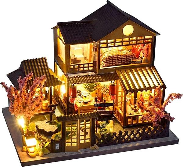 1. Cutebee Led Işıklı Minyatür Bebek Evi