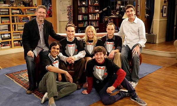 Chuck Lorre, Kasım ayında yaptığı bir açıklamada The Big Bang Theory spin-off'unun hala erken gelişim aşamasında olduğunu ifade etmişti.