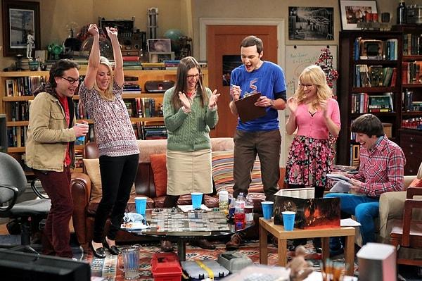 The Big Bang Theory finalinde altı ana karakter de hayatlarında belirli bir istikrara kavuşmuş durumdaydı.