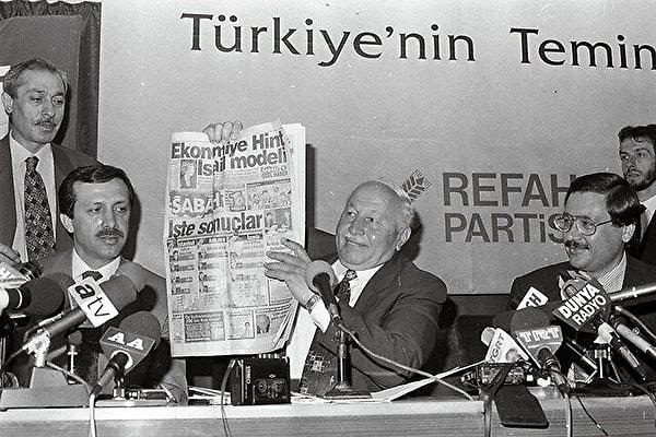 1994 Yerel Seçimleri, Türkiye'de İslamcı çizgideki Refah Partisi'nin en büyük seçim başarılarından birisi olarak tarihteki yerini aldı.