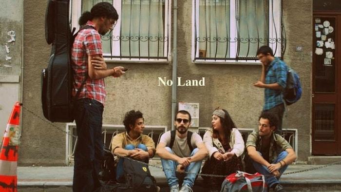 Bu Sese Aşık Olunur: Farklı Kültürlerin Bir Araya Gelmesiyle Oluşan No Land'in Mest Eden 12 Şarkısı