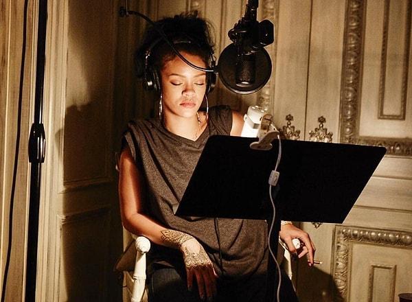 Growing up with reggae music and starting to sing at the age of 7, Rihanna decided to pursue a career in music.