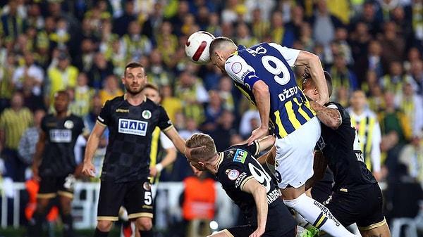 59. dakikada Fenerbahçe tekrar öne geçerken 63. dakikada Corendon Alanyaspor takımı Augusto ile beraberlik golünü attı.