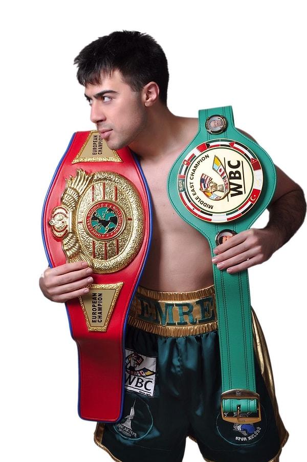 Yenilgisiz boksör Emre Karaceper de WBC Federasyonu’nun üç ünvanını birden kazanmak için ringe çıkacak.