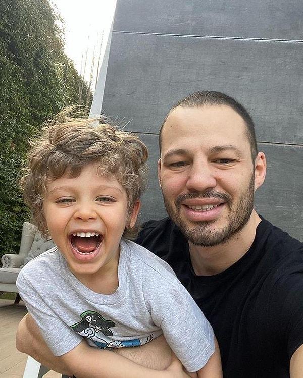 Avatar Atakan'ın eşi Serap Korkmaz, Instagram hesabından yaptığı paylaşımlarla oğulları Aslan'ın babasını izlerkenki görüntülerini paylaşarak kimin sevinmediğini herkese gösterdi.