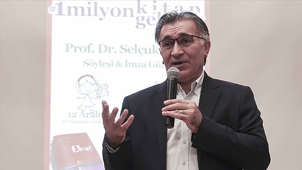 Akıl ve ruh sağlığımızı korumak için Prof. Dr. Selçuk Şirin, üç farklı öneride bulunuyor.