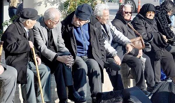 Türkiye yaşlanıyor: Türkiye'nin yaşlı nüfusunun toplam nüfus içindeki oranı 10,2'ye çıktı!