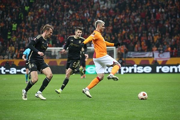 Zorlu geçen ikinci yarıda kazanan Galatasaray oldu.