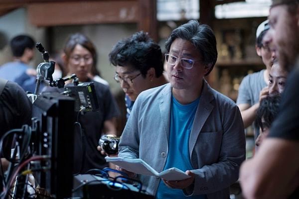 'The Handmaiden' ve 'Oldboy' filmlerinin yönetmeni Park Chan-Wook imzalı, başrolünde Robert Downey Jr. ve Hoa Xuande’nın yer aldığı 'The Sympathizer', çok yakında BluTV’de yayına girecek.
