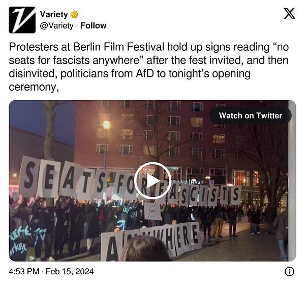 Berlin Film Festivali'ndeki protestocular, festivalin ardından "faşistlere hiçbir yerde yer yok" yazılı pankartlar taşıdılar, bu akşamki açılış törenine AfD'li politikacılar davet edildi ve daha sonra davetler geri çekildi.
