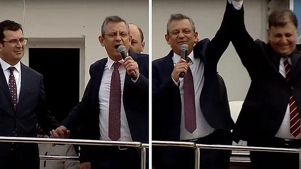 CHP Genel Başkanı Özgür Özel, adayları karıştırdı ve yanlış kişinin elini kaldırdı. Hatasını fark eden Özel, gülümseyerek düzeltti.