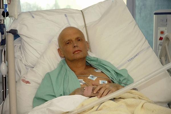 Eski bir KGB ajanı olan Alexander Litvinenko, 2006'da Londra'da radyoaktif polonyum-210 ile zehirlenerek öldürüldü. Bu olay, İngiltere ve Rusya arasındaki ilişkileri zedelerken, Litvinenko'nun ölümü Kremlin'in uluslararası alandaki imajını da kötüleştirdi.