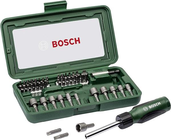 12. Bosch Professional 46 adet Tornavida ucu ve lokma anahtar seti
