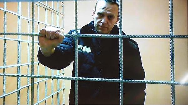 Rusya'nın IK3 hapishanesinde geçtiğimiz cuma günü hayatını kaybettiği duyurulan ve Rusya Lideri Vladimir Putin'e karşı muhalefetiyle tanınan Alexei Navalni'nin cenazesine ailesi tarafından ulaşılamıyordu.