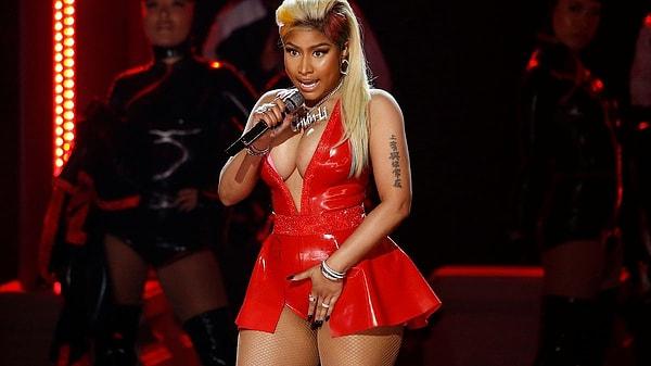 Yılın Hip-Hop Sanatçısı - Nicki Minaj