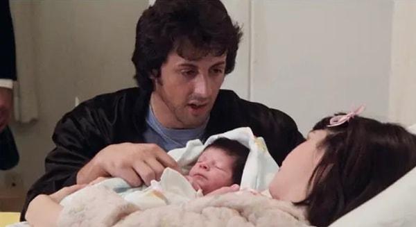 15. Rocky II filminde, Sylvester Stallone'un oğlu Seargeoh Stallone, Rocky ve Adrian'ın bebek oğlu Robert "Rocky" Balboa Jr.'ı oynadı.