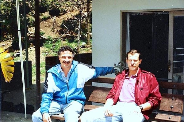 1. Netflix dizisi "Narcos"taki rolleriyle ünlenen DEA ajanları Javier Pena ve Steve Murphy. İkili teşkilatın Pablo Escobar'ı adalete teslim etme çabalarına öncülük ettiler. (1990)