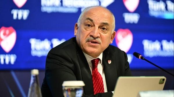 Galatasaray üyelerinin, Türkiye Futbol Federasyonu (TFF) Başkanı Mehmet Büyükekşi’nin kulüp üyeliğinden çıkarılmasına ilişkin harekete geçtikleri iddia edildi.