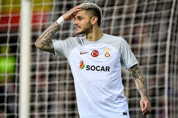 Galatasaray, UEFA Avrupa Ligi play off turu ilk maçında İstanbul'da 3-2 yendiği Çekya ekibi Sparta Prag ile deplasmanda karşı karşıya geldi.