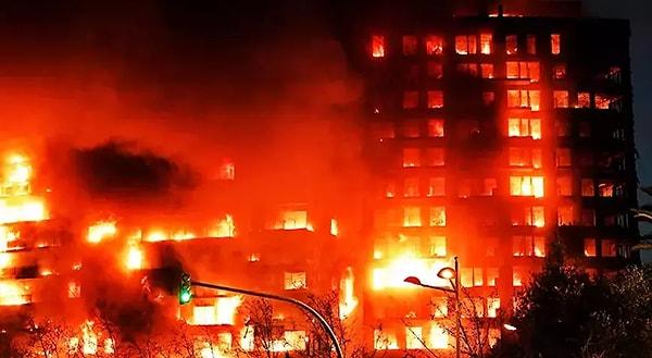 İspanya Acil Durum Koordinasyon Merkezi yetkilileri, Valencia kentinin Campanar bölgesinde 14 katlı apartmanda dün başlayan ve kısa sürede tüm binaya yayınlan yangında 4 kişinin yaşamını yitirdiğini duyurdu.