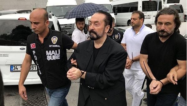 Mynet'in aktardığına göre, Adnan Oktar'ın bu tuzağını engellemk için İstanbul 1. Ağır Ceza Mahkemesi harekete geçti.