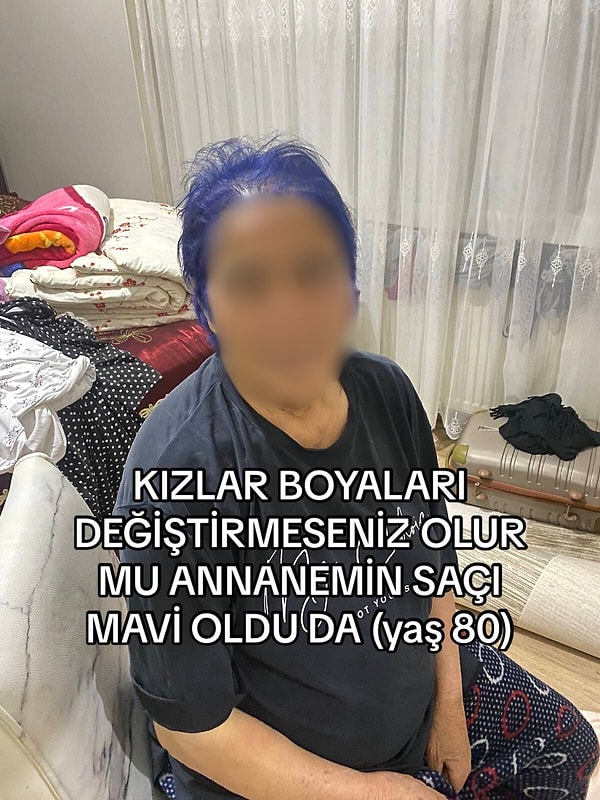 Bir kişisel bakım ve kozmetik marketi zincirinden satın alınan ve kutunun üzerinde de 'Koyu Kestane' yazan boya, evde saça uygulandıktan sonra mavi çıktı.