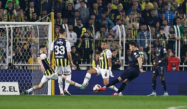 Karşılamada ilk gol, 58. dakikada Jackson Porozo ile Kasımpaşa'dan geldi. 64. dakikada Mert Hakan frikikten attığı golle skora denge getirdi.