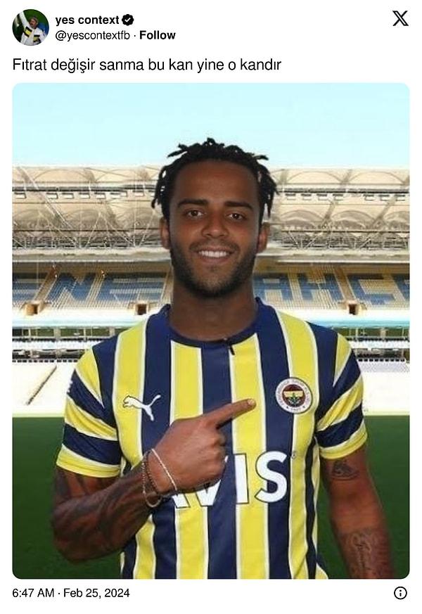 Bu istatistiğin ardından 30 yaşındaki forvet, Fenerbahçe tarihinin unutulmaz golcülerinden Semih Şentürk'e benzetildi.