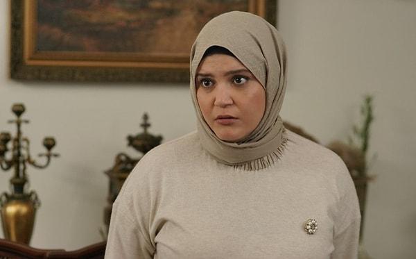 Kızılcık Şerbeti'ndeki Nilay karakteriyle izlediğimiz Feyza Civelek, özel hayatı ve oyunculuğuyla sık sık gündeme geliyor.