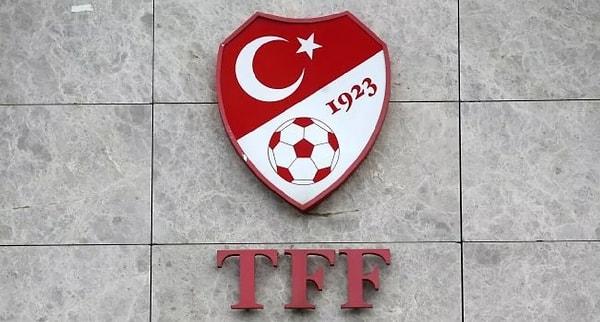 Türkiye Futbol Federasyonu (TFF) Merkez Hakem Kurulu'nda (MHK) VAR'dan sorumlu başkan vekili ve profesyonel müsabaka icra kurulu üyesi Tolga Özkalfa, görevinden istifa etti.