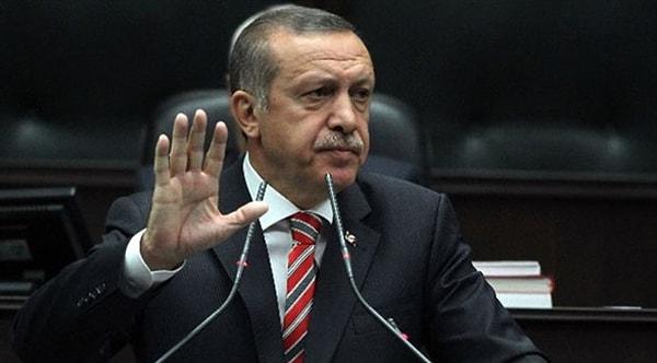 Kırmızı Kitap'ın güncellenmesine yönelik talimat Cumhurbaşkanı Recep Tayyip Erdoğan'dan geldi. Milli Güvenlik Siyaseti Belgesinin güncellenmesi için Milli Güvenlik Kurulu Genel Sekreterliği'nin harekete geçtiği belirtiliyor.