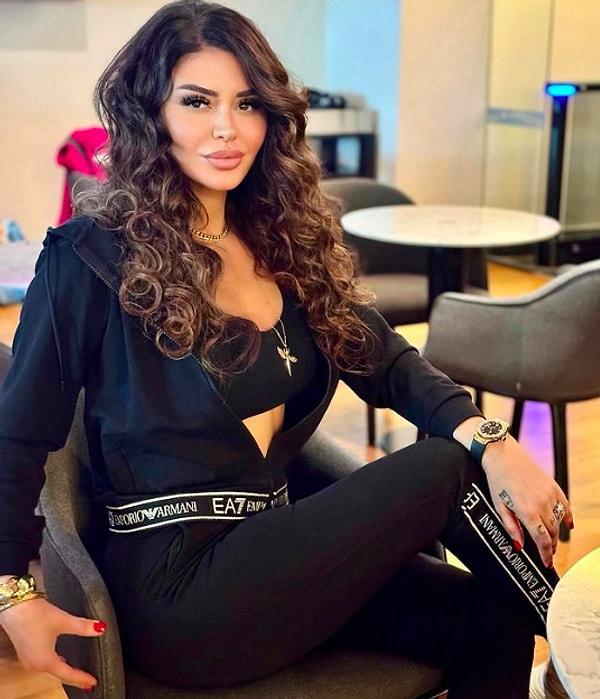 Şarkıcı ve güzellik merkezi sahibi Ebru Polat, Instagram'daki lüks paylaşımlarıyla dikkat çeken bir isimlerden biri.