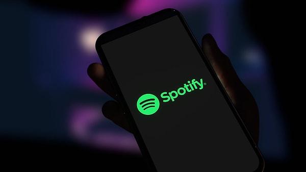 Spotify'ın yıl sonu karneleri ise bildiğiniz gibi herkesin favorisi! Her yeni özelliği merak uyandıran popüler müzik platformunun son özelliği ise şimdiden herkesi çok heyecanlandırdı.