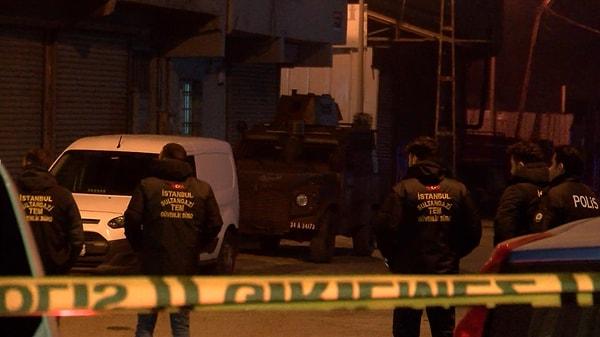 İstanbul Emniyet Müdürlüğü Organize Suçlarla Mücadele Şube Müdürlüğü bu sabah düzenledikleri ‘Mahzen-2’ operasyonuyla ‘Çirkinler’ olarak bilinen suç örgütünü çökertti.
