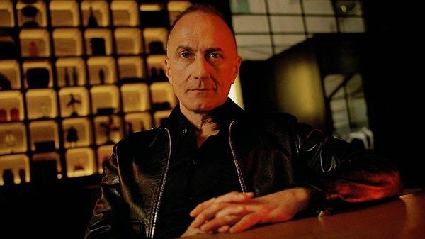 Director's Background: Stefano Sollima's Bold Endeavors