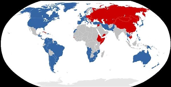 9. "Üçüncü Dünya" olarak adlandırılan kavram hangi ülkeleri kapsar?