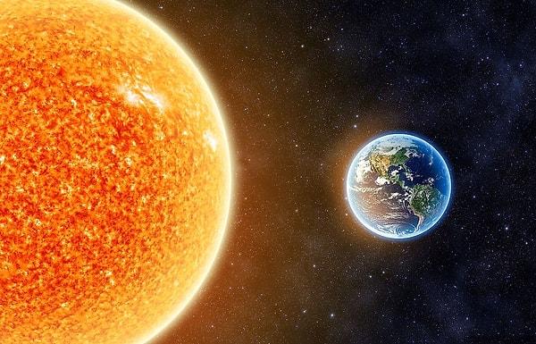 Güneş'in hidrojen yakıtı tükendiğinde büyüyerek dev bir kırmızı yıldıza dönüşeceği ve çapının şimdiki boyutunun 100 katına çıkarak 300 milyon kilometreye ulaşacağı tahmin ediliyor.