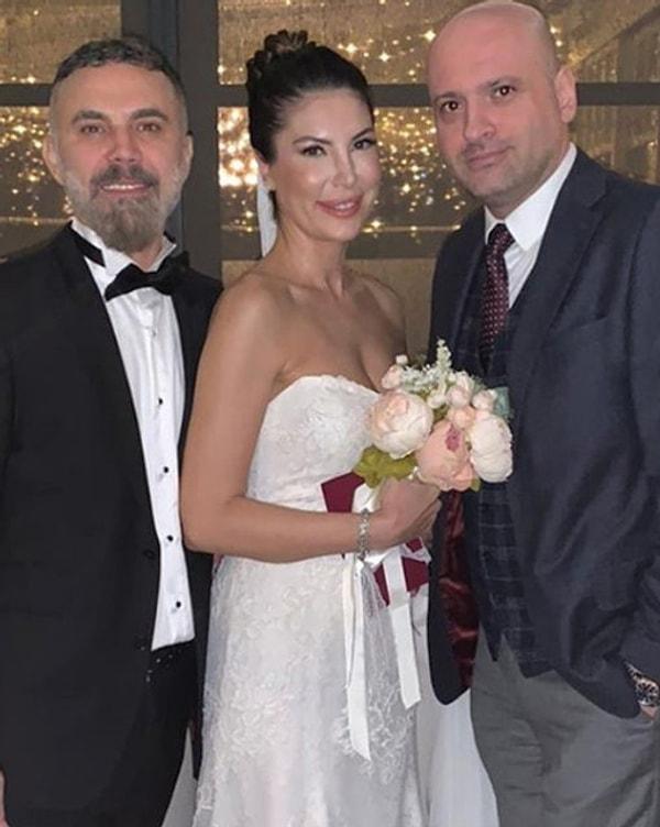 Ümit Sayın, yoluna devam etti. 2019'da 12 senedir beraber olduğunu belirttiği sevgilisi Eda Modoğlu ile evlendi.