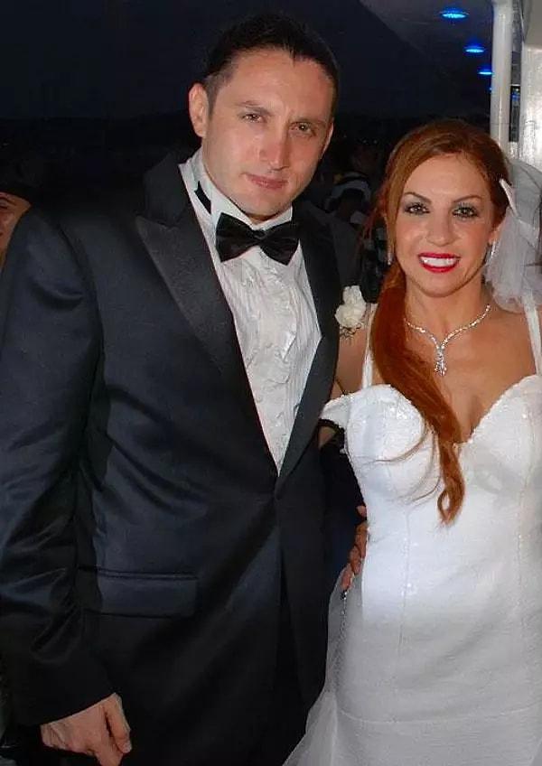 Ümit Sayın'ınki kadar uzun soluklu bir ilişki yaşamayan Zeynep Dizdar ise 2010 yılında Can Günay ile evlenmiş, iki yıl sonra boşanmaya karar vermişti.