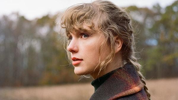 Şarkılarıyla hepimize varoluşsal sancılar yaşatan Taylor Swift çağımızın en başarılı söz yazarlarından.